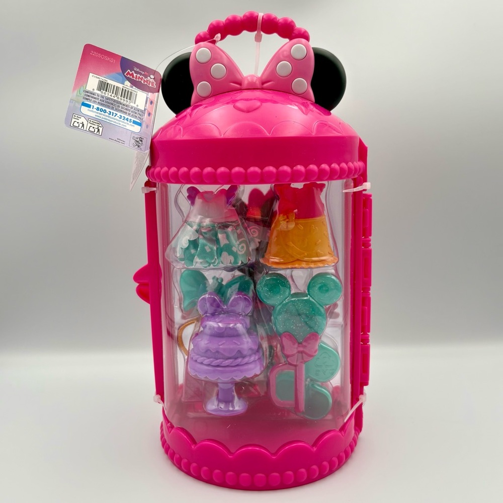 Disney MINNIE FABULOUS FASHION DOLL - Picture 3 of 15